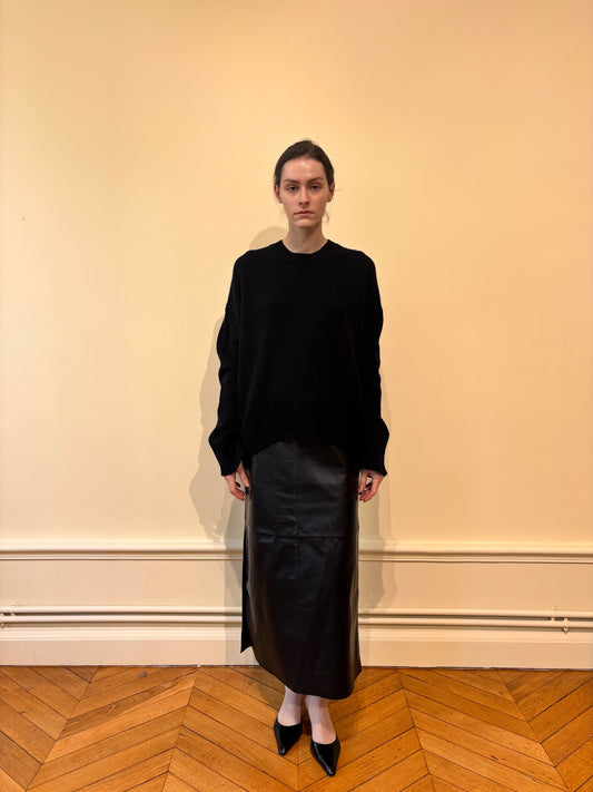 CASHMERE ROUND KNITWEAR