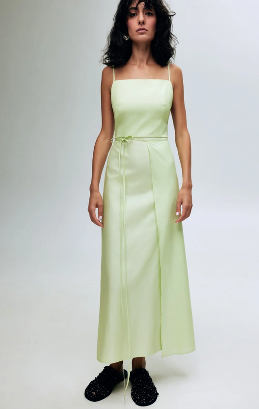 BLACK EMBROIDERED MULES