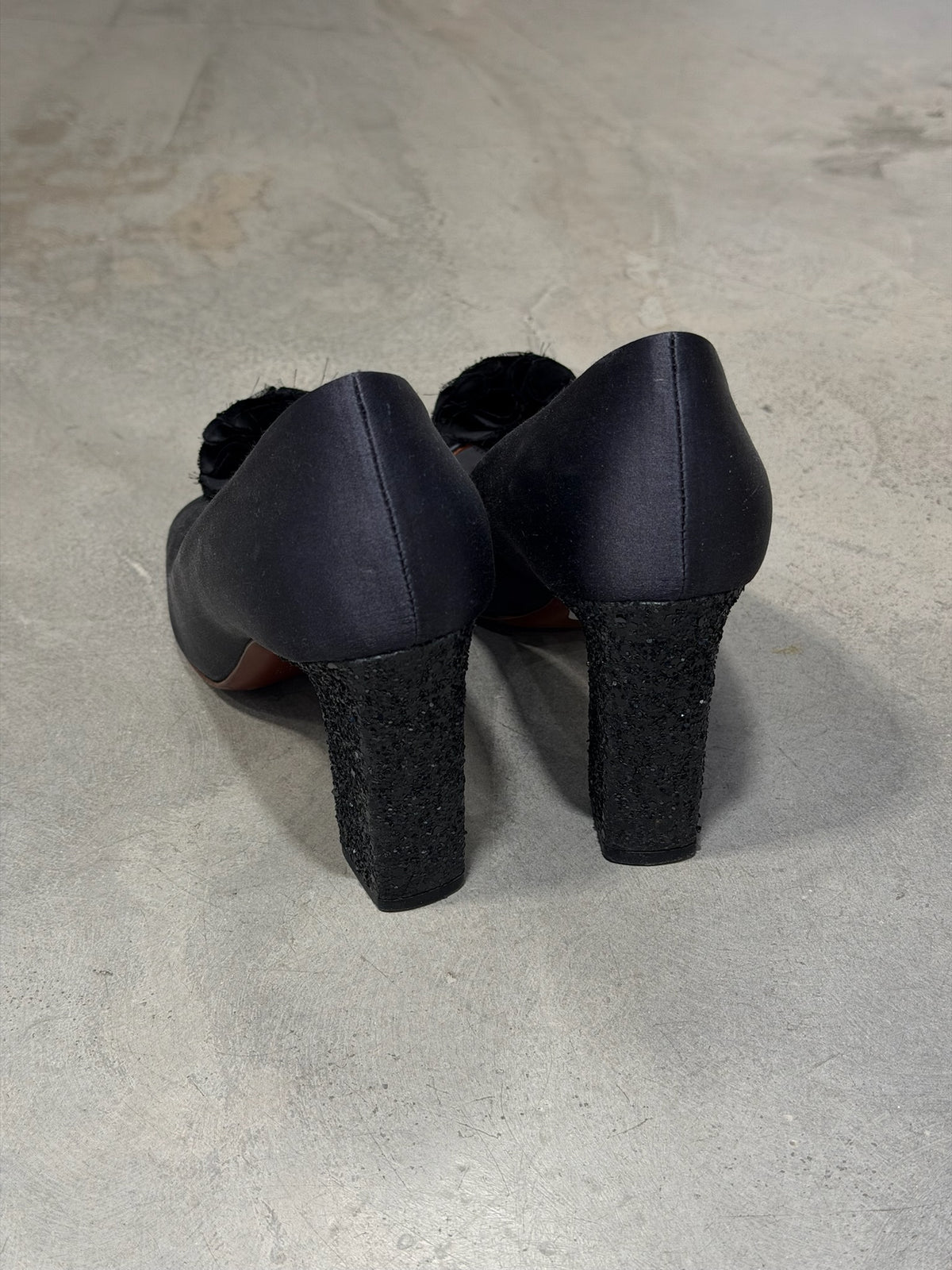 VINTAGE - LANVIN OPEN TOE BLACK PUMPS