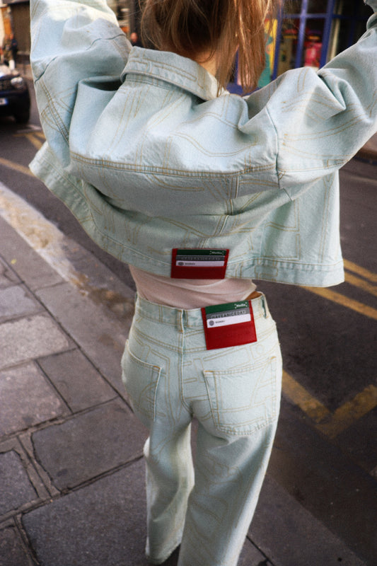 EMBROIDERED JEANS