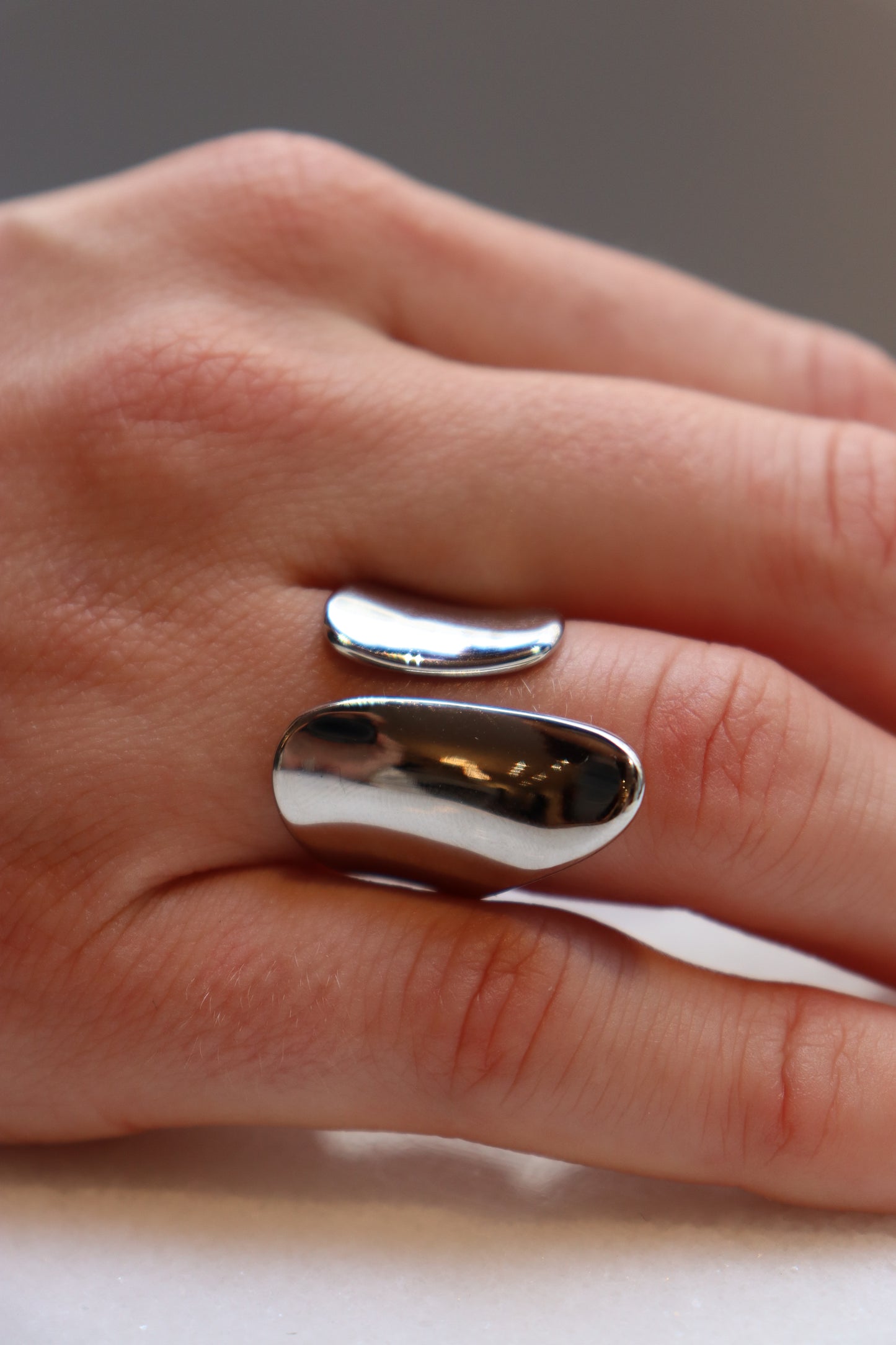 TWO SIDES RING