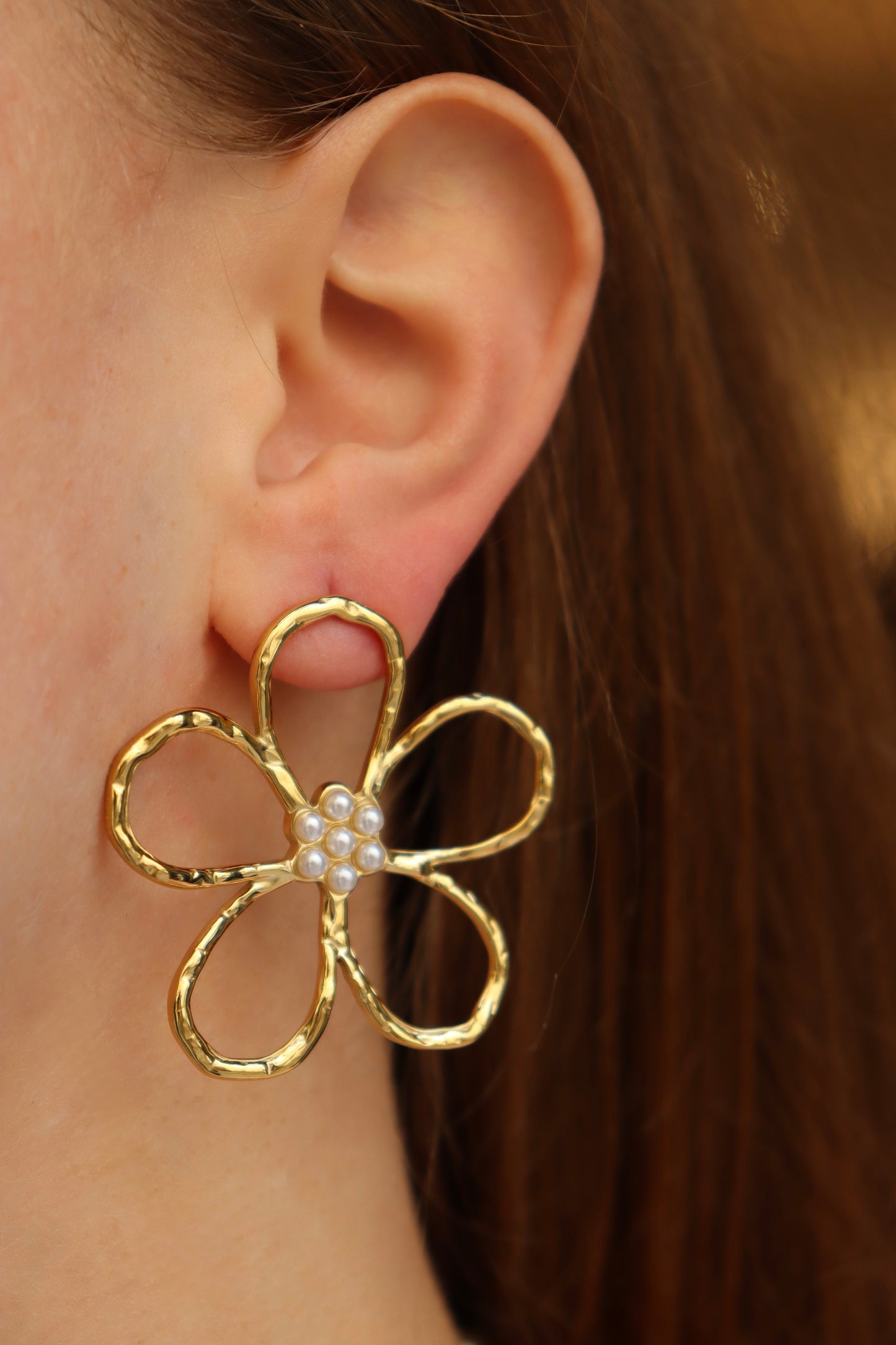 GOLDEN PETAL EARRINGS