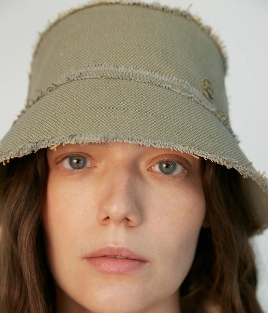 RAW EDGE BUCKET HAT