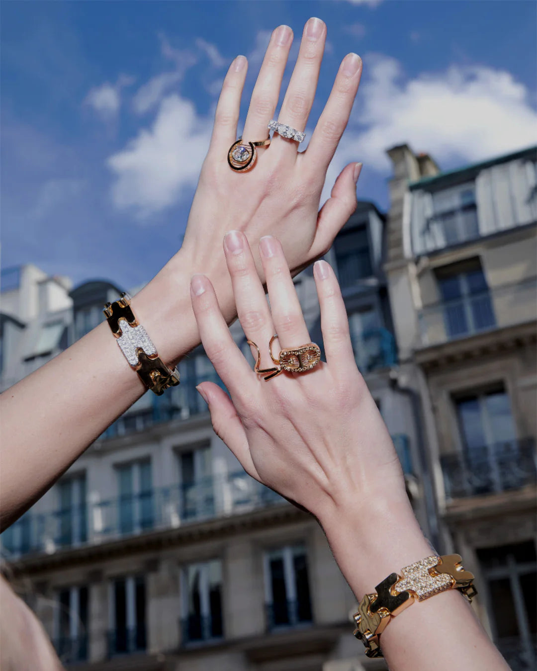 TRYPIllIA SUPERGRAVITY EAR CUFF / RING