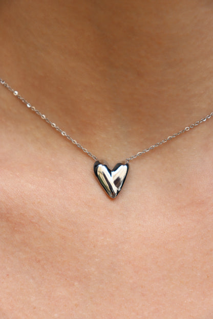 HEART NECKLACE