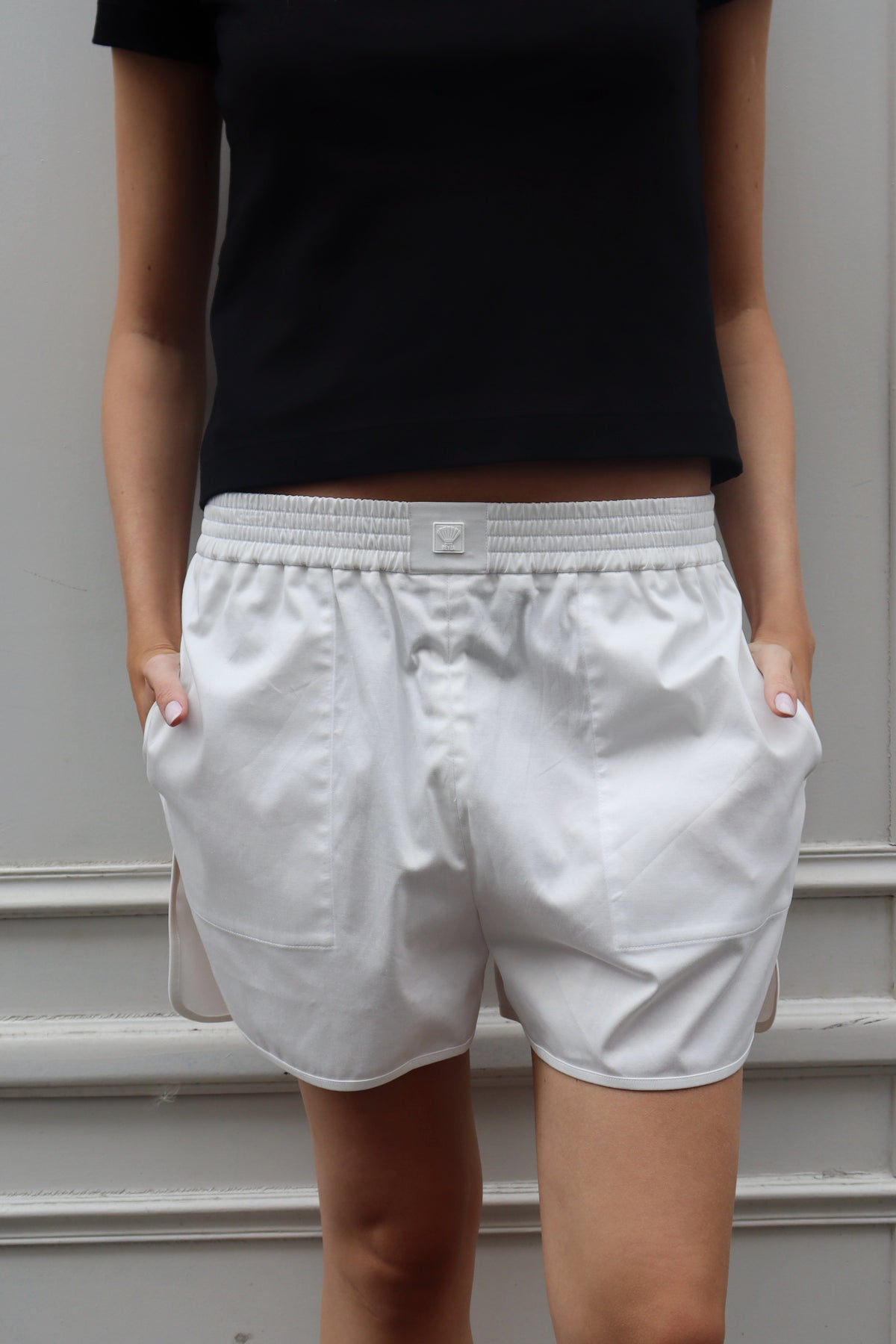 BEACH SHORTS