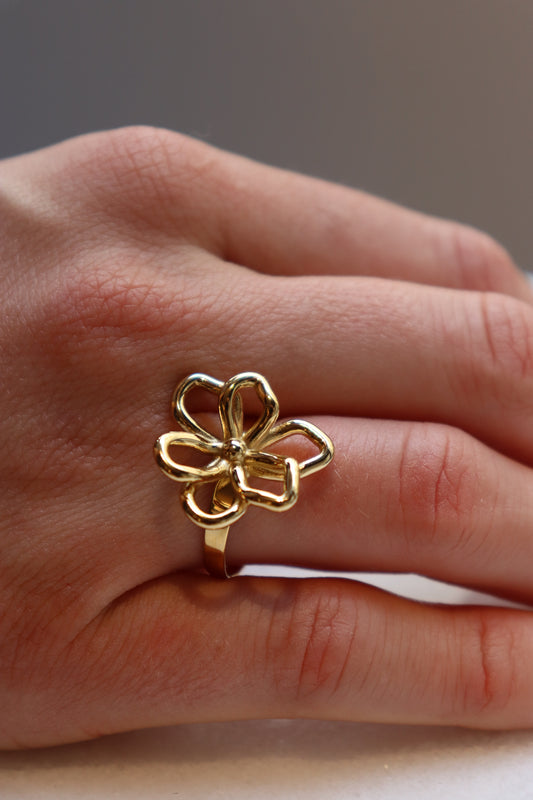 FLOWER SILHOUETTE RING