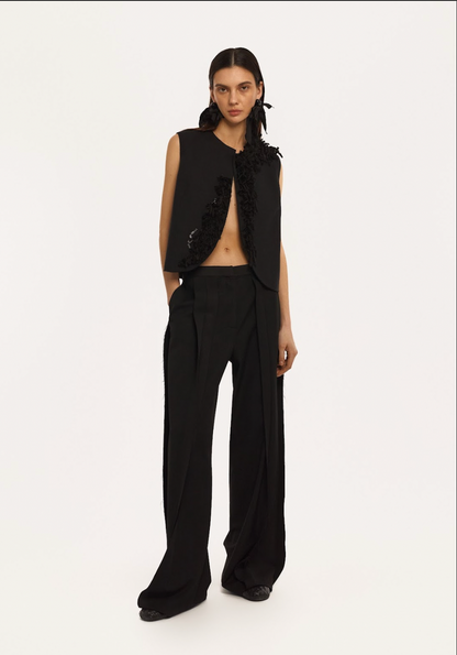 PLEATED WIDE LEG PANTS