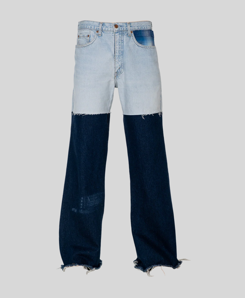 LIGHT-WASH PATCHED JEANS