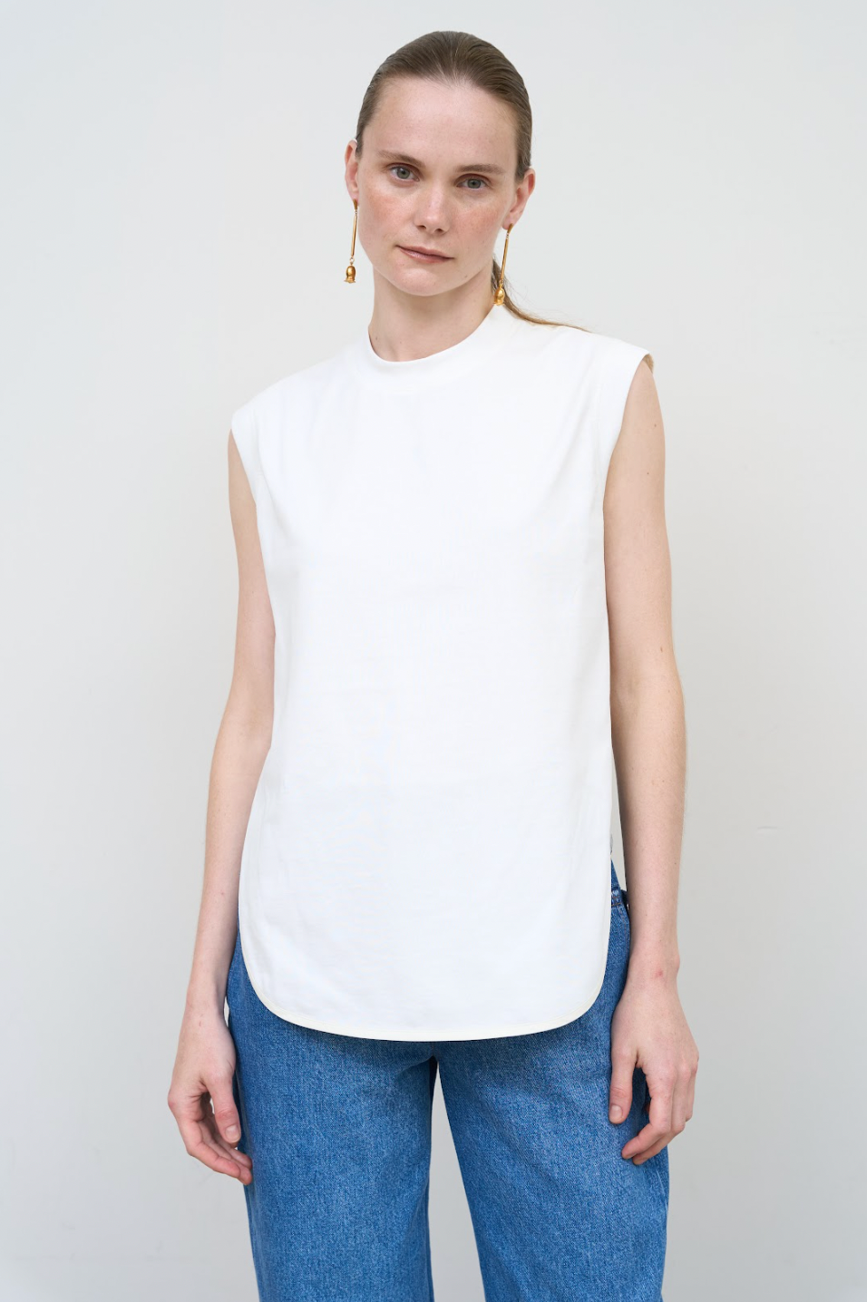 WHITE CRISS-CROSS BACK T-SHIRT