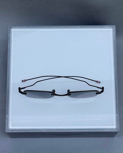 RECTANGULAR RIMLESS SUNGLASSES IN TITANIUM