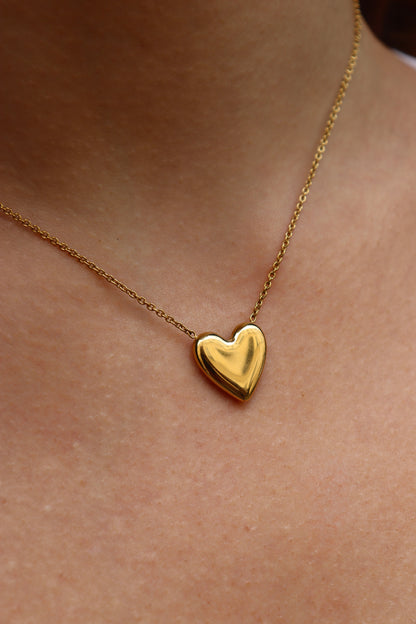 HEART NECKLACE