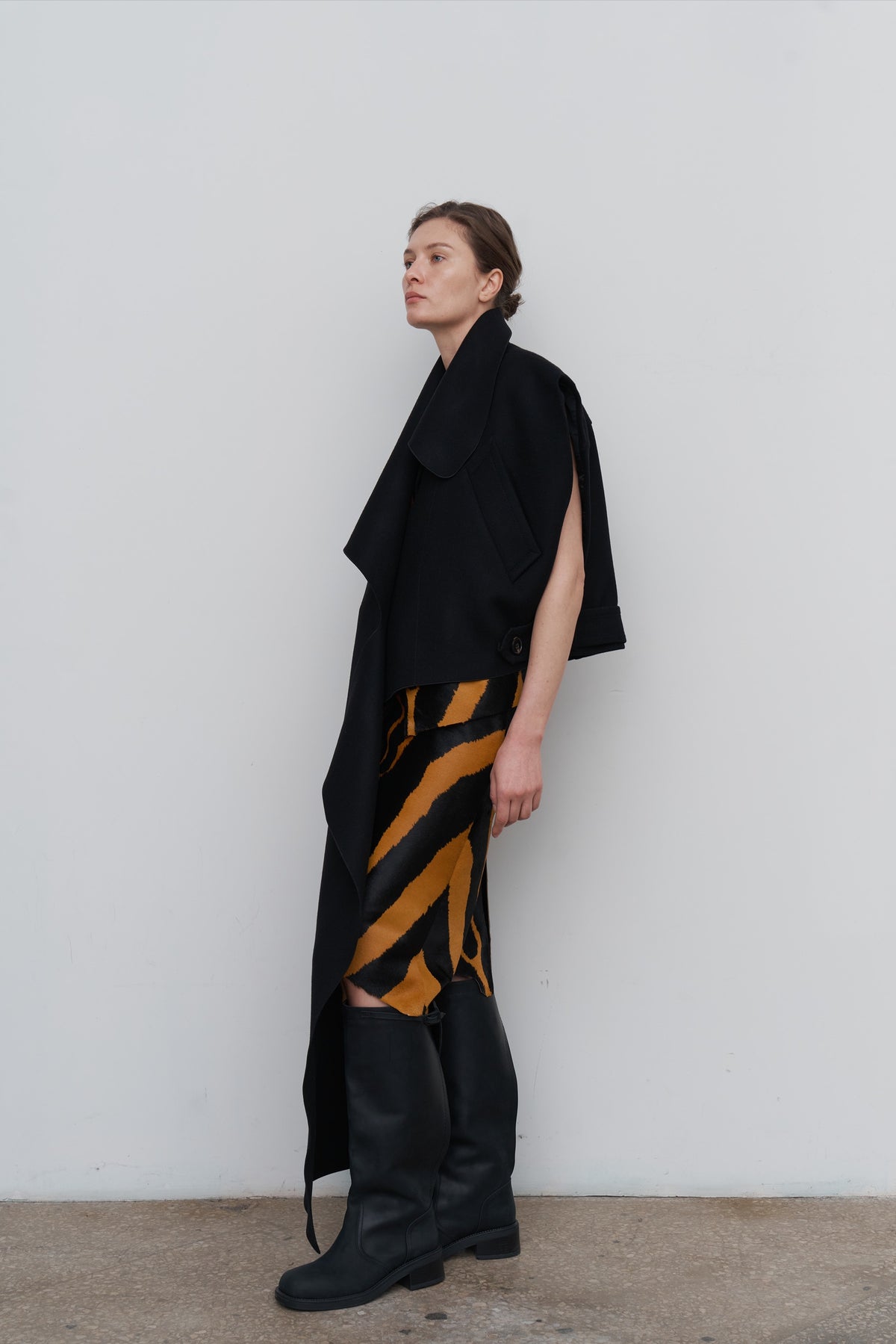 SHELTER JACKET