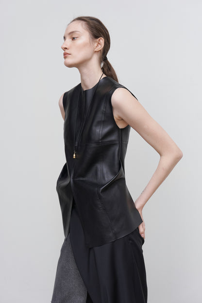 DECONSTRUCTED LEATHER TOP