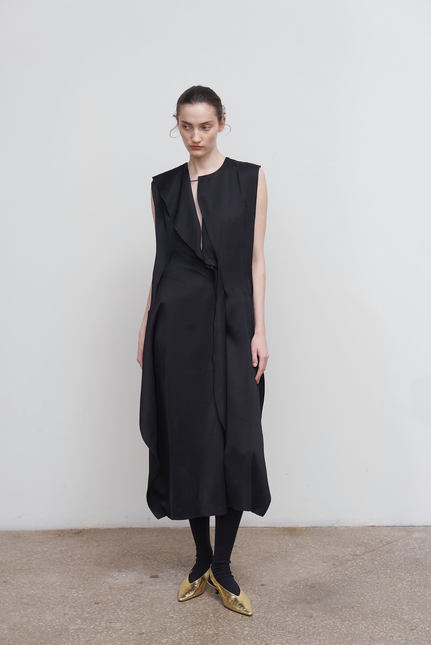 RUFFLED SHIRT DRESS