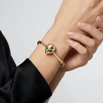 SHE’S AN ALIEN BRACELET