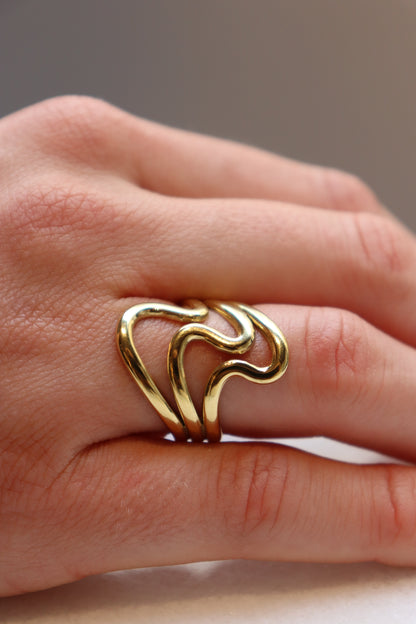 TRIPLE WAVE RING