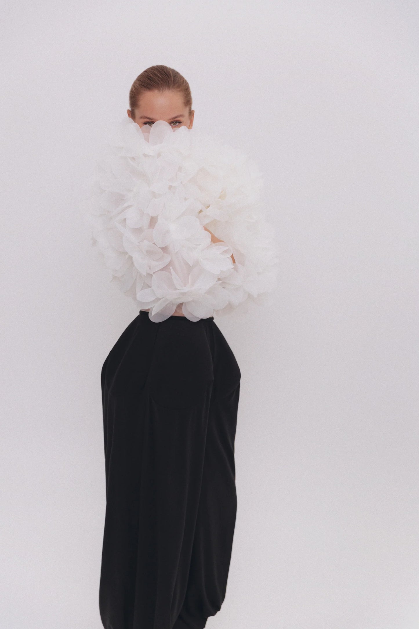 PEONY SOFT BOMBER JACKET WHITE