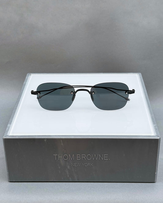 RECTANGULAR RIMLESS SUNGLASSES IN TITANIUM