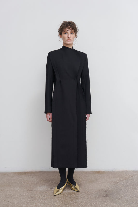 SCULPTED ASYMMETRIC WOOL COAT