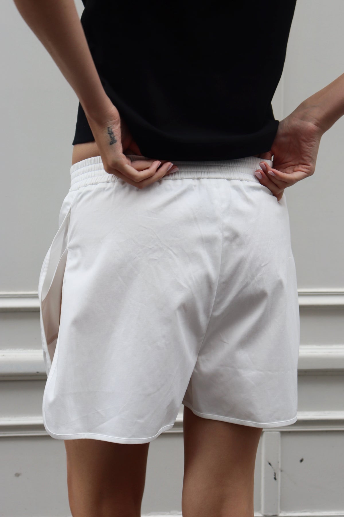 BEACH SHORTS