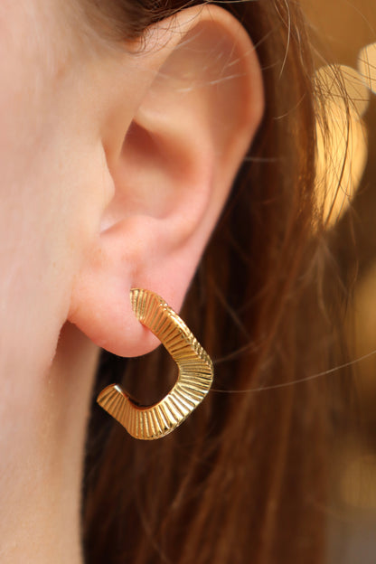 INITIALE EARRINGS