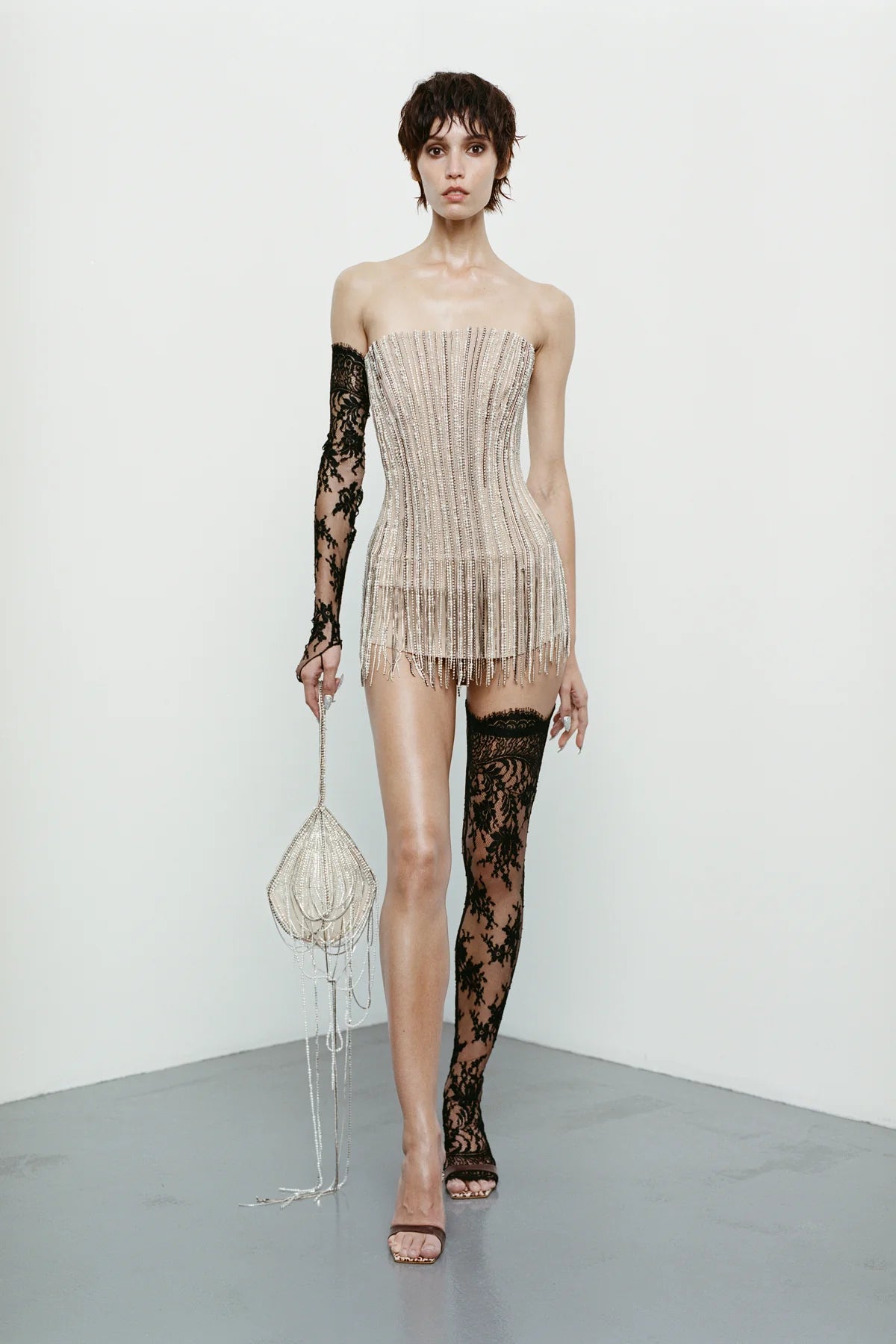 LACE GLOVES
