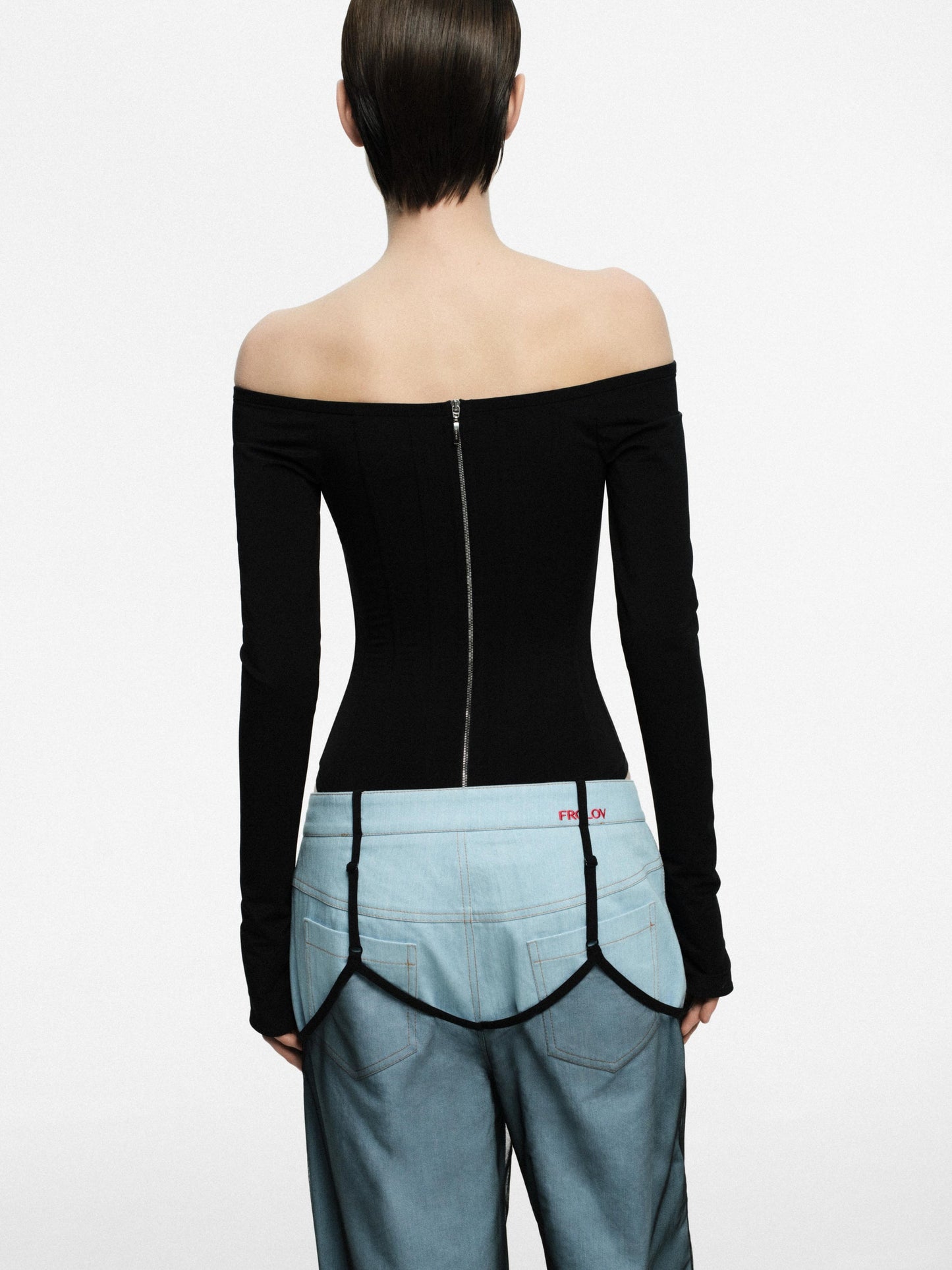 OFF-SHOULDER CORSET