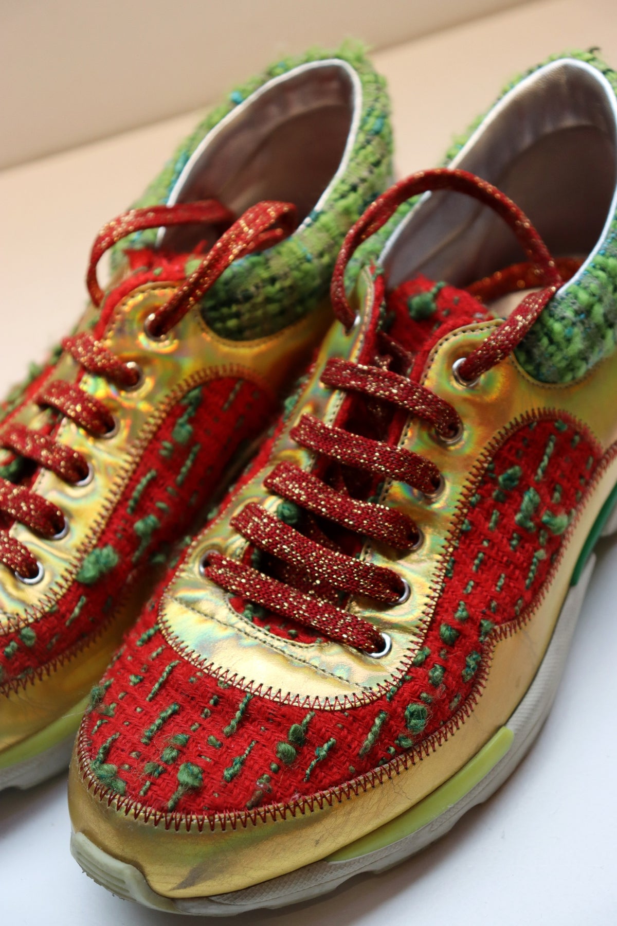 VINTAGE - CHANEL TWEED SNEAKERS