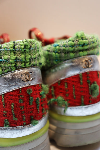VINTAGE - CHANEL TWEED SNEAKERS