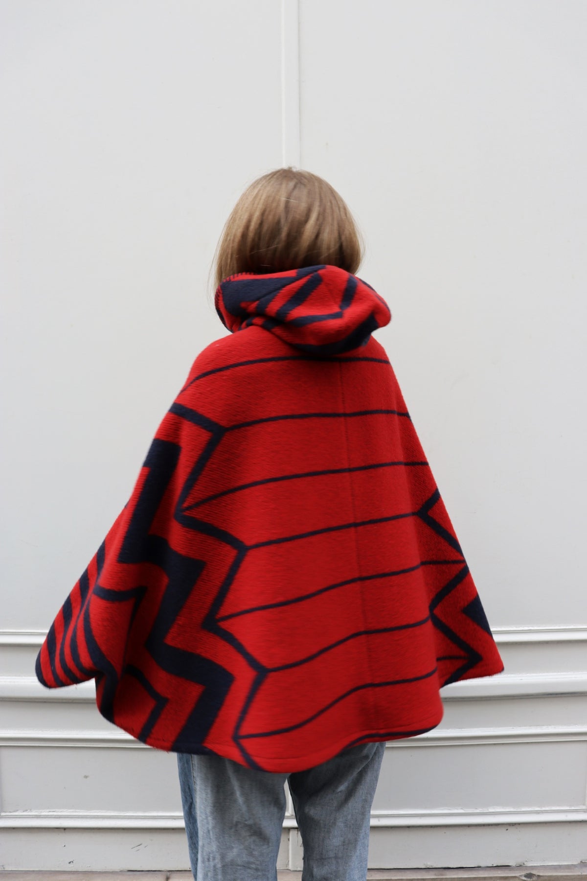 VINTAGE - LV CAPE