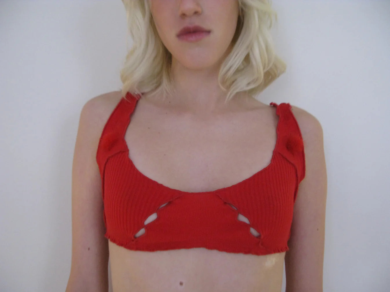 DRAPED TOP IN RED