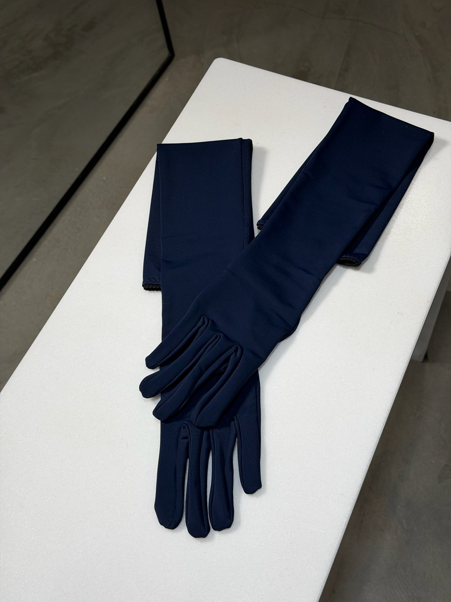 MANON GLOVES NAVY