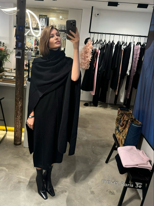 CAPE WITH HOOD