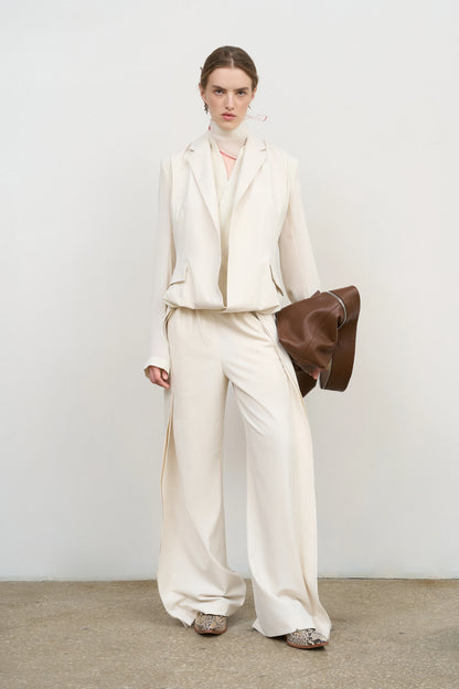 LAYERED TUCKED-HEM JACKET IVORY