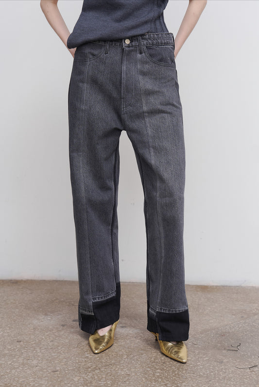 FRAYED STRAIGHT JEANS
