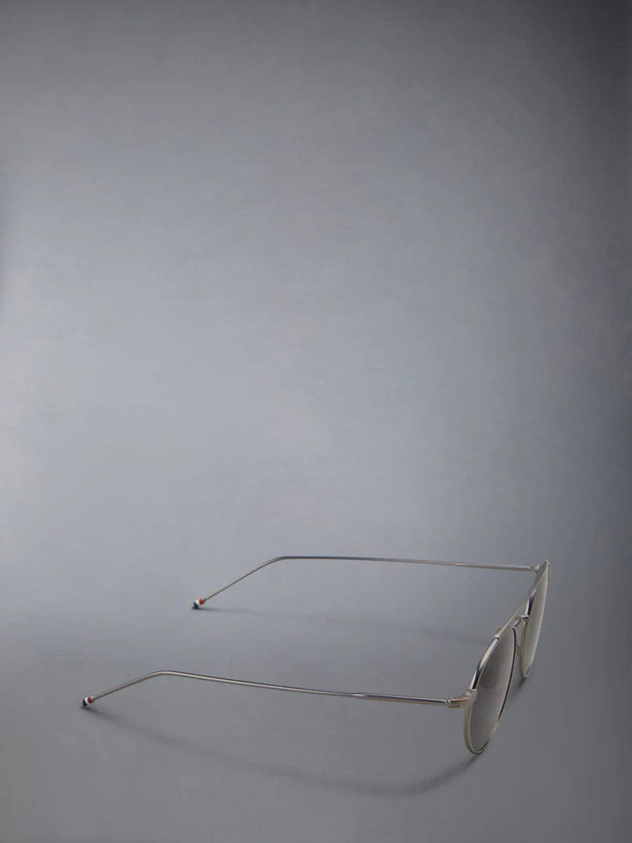 OVAL SUNGLASSES IN TITANIUM GREY