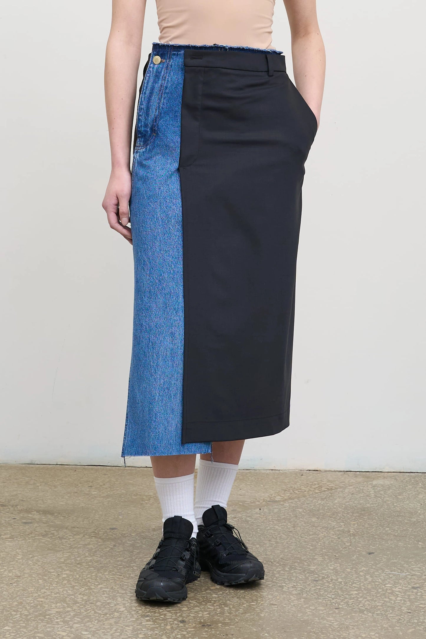 DECONSTRUCTED OFFSET-ZIP SKIRT  WITH DENIM PANEL