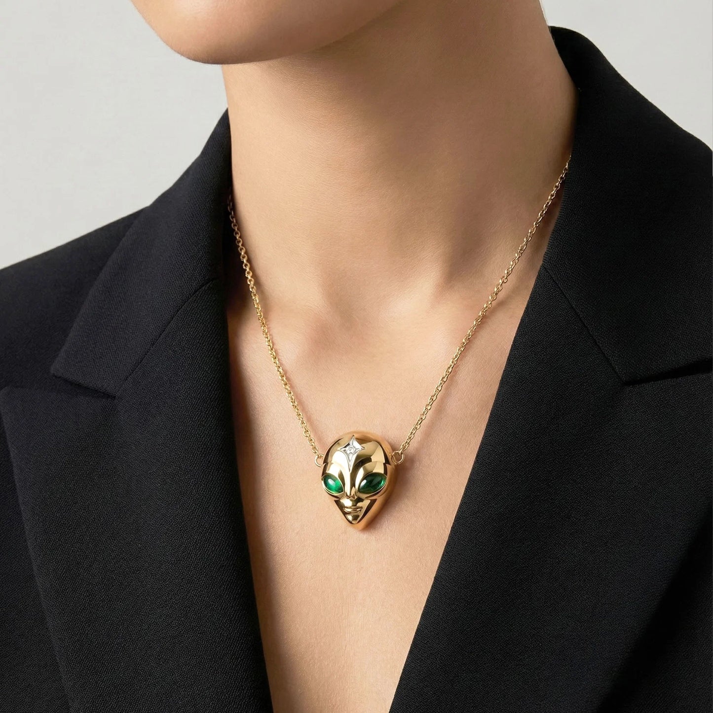 SHE’S AN ALIEN NECKLACE IN 18K GOLD VERMEIL
