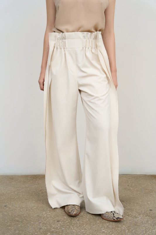 HIGH-RISE PLEATED WIDE-LEG PANTS