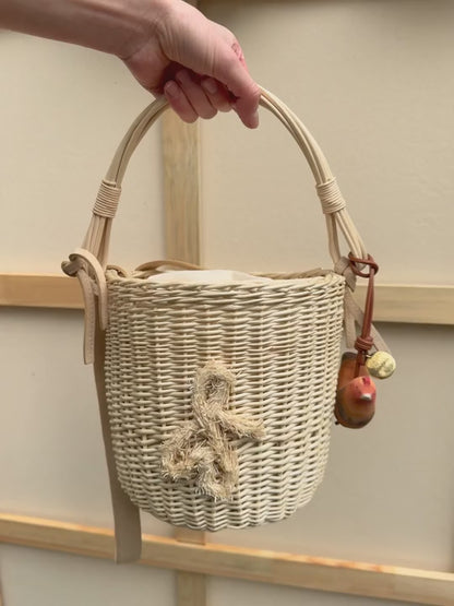 RB BAG CHARM - HEN